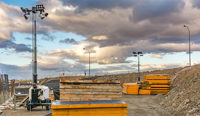 Mobile surveillance trailer in a construction site